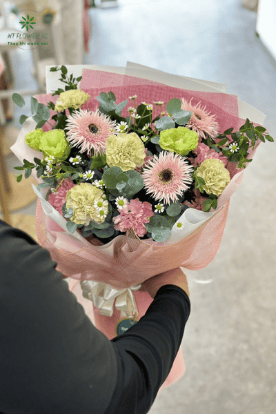 Hoa Tặng Thầy Cô Trong Ngày Khai Giảng